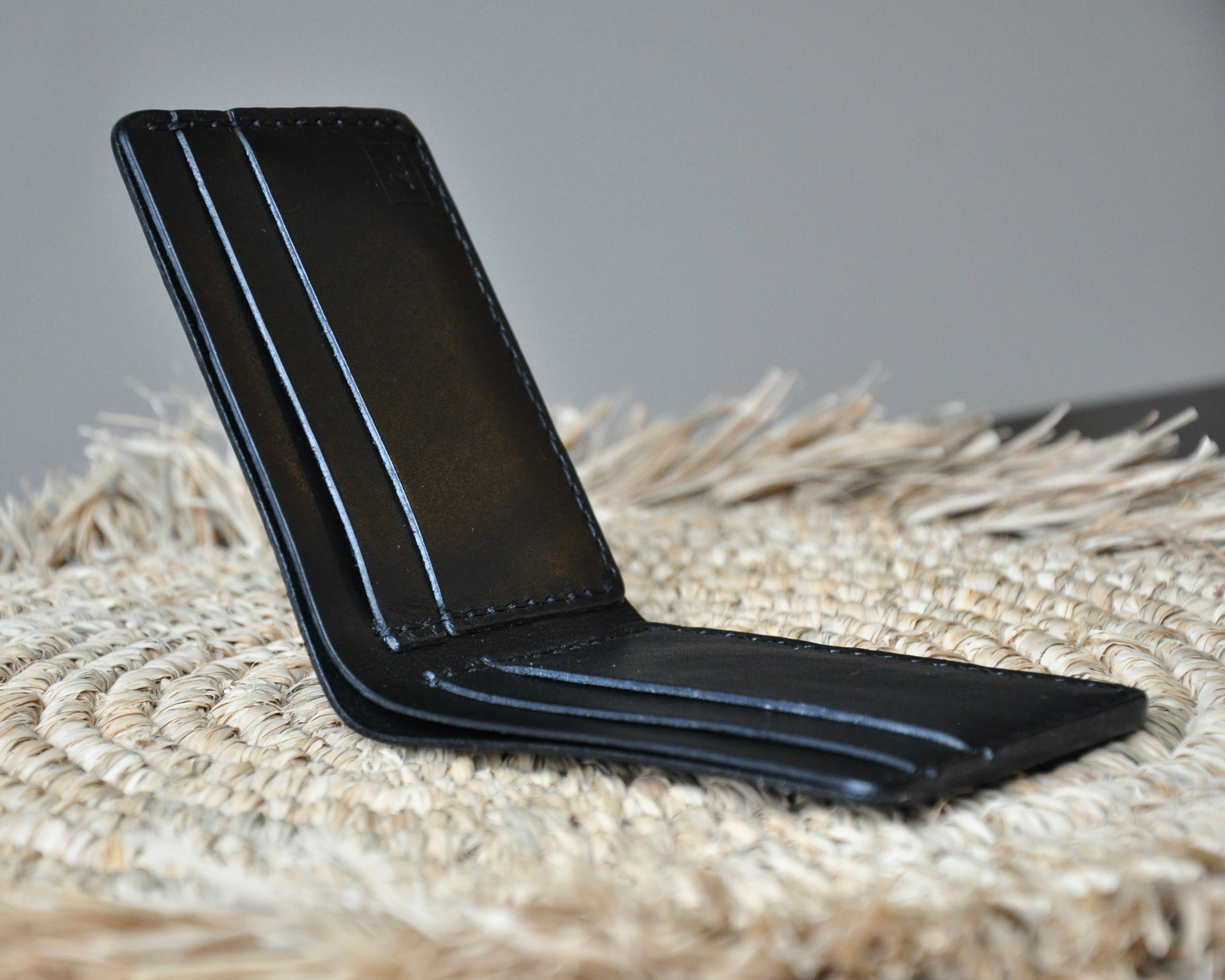 Classic Billfold - Black
