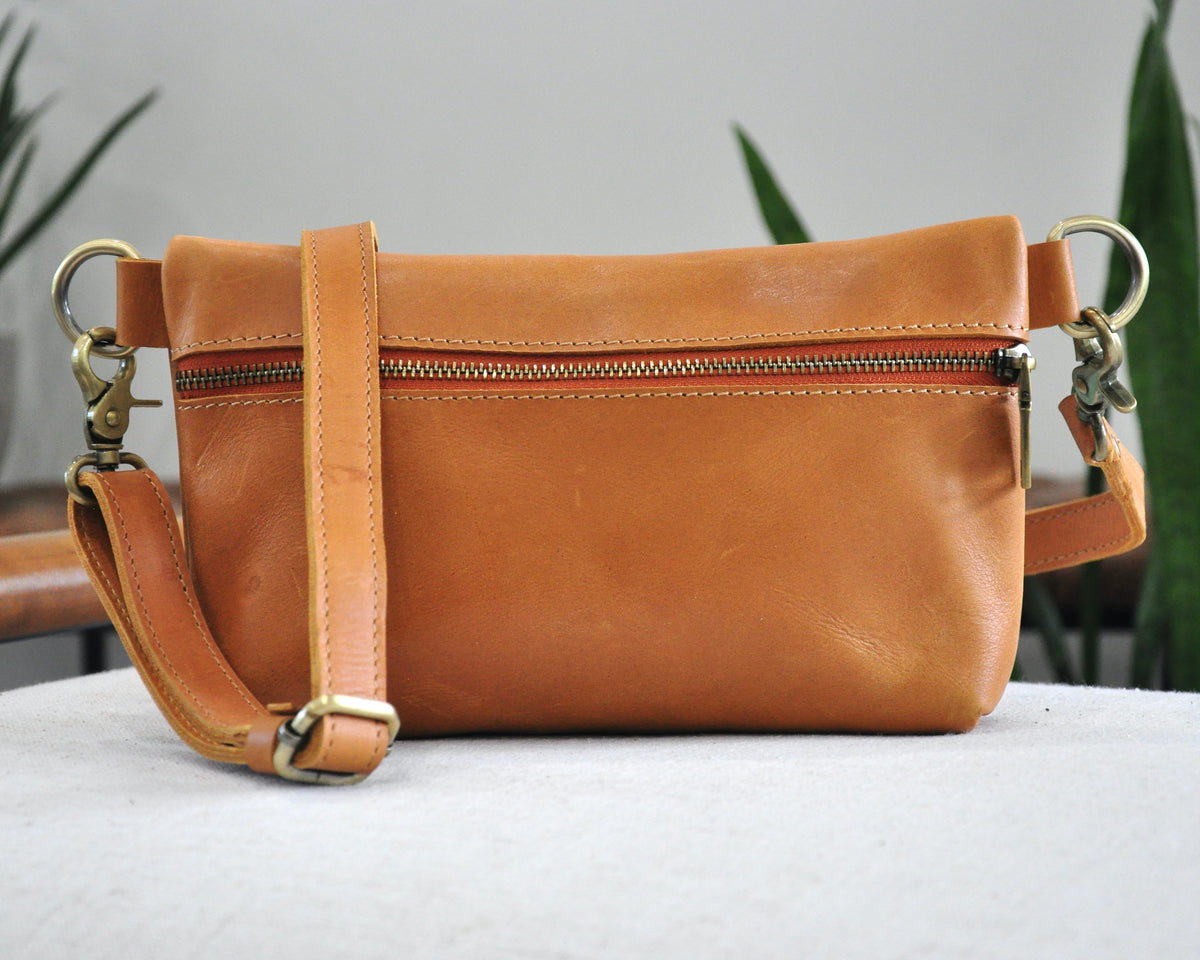 Agow Belt Bag