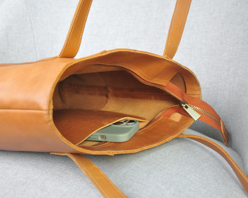 Aubrey Tote - Tan